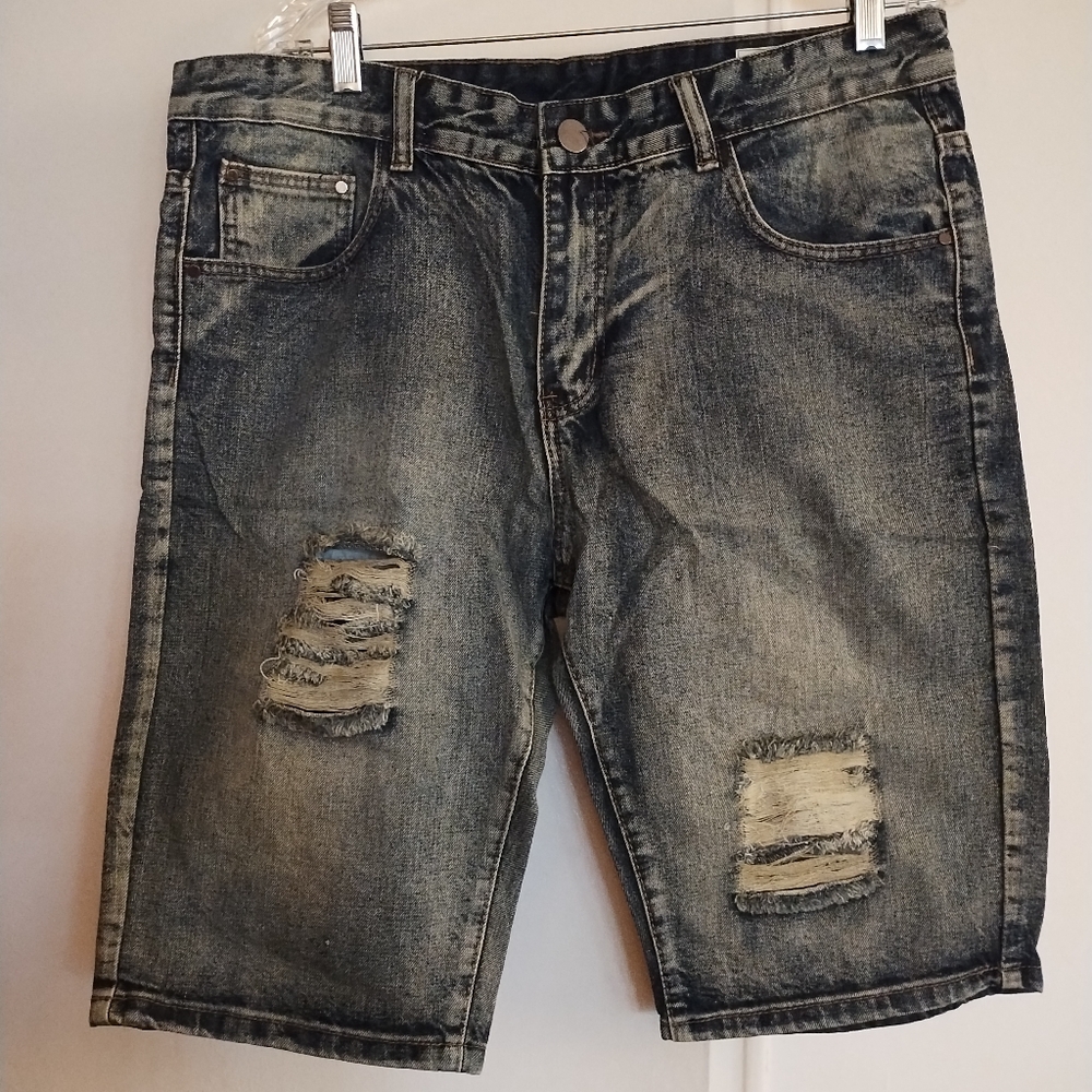 Dant Bulun Distressed Denim Blue Jean Shorts Men's Size 34 NWT